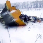 ＜ロシア＞旅客機墜落７１人死亡　離陸から数分後
