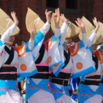 徳島市の阿波おどり　市長が「総踊り」中止表明で混乱の中の開催へ