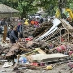 インドネシア津波、死者222人に