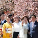ＴＯＫＩＯ、吉本、大泉洋…首相の会食相手　５月以降に有名人急増　
