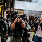 学生死亡で大規模集会＝民主派議員、次々逮捕―香港