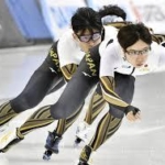 スケート日本女子団体、世界新V　距離別選手権第2日