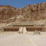 古代エジプトの都市遺構発見 ツタンカーメン時代“ポンペイ級”か