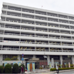 防犯隊担当の福井市職員を現行犯逮捕、古本35冊盗んだ疑い　被害相次ぎ警戒中に