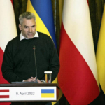 プーチン大統領がオーストリア首相と対面会談…ウクライナ侵攻後、ＥＵ加盟国首脳と初