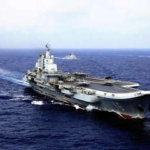 中国海軍の空母「遼寧」、沖縄近海で艦載機を発着艦…空自がスクランブル