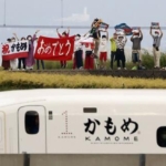 西九州新幹線が開業、全国最短　佐賀・武雄―長崎66キロ