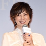 米倉涼子、映画イベントで元気な姿「動ける体を取り戻す!」 運動機能障害で舞台降板
