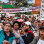 反政府デモの死者１５人に＝前大統領、１８カ月間の予備拘束―ペルー