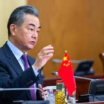 王氏、引き続き中国外交トップに　対米関係「対話を追求」