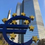 ECB、0・5％利上げ　クレディ・スイス経営不安もインフレ抑制優先