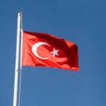 トルコ首都で自爆攻撃、警官2人けが 内務省