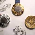 パリ五輪、メダルのデザイン発表　エッフェル塔の鉄を使用