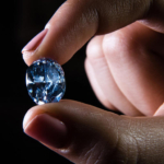 ダイヤモンド最大手デビアス売却 英アングロ、計画発表