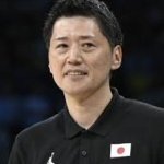 バスケ女子代表、恩塚監督退任へ　パリ五輪1次リーグ敗退